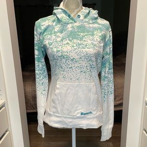 4/$25 Sweater - Size Large